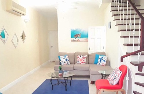 Fitts Village House | #4, Lovely 2-Bed Townhouse opposite West Coast beach