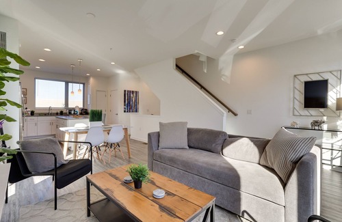 Olde Richmond House | 4 Mi to Center City: Philly Home w/Rooftop Deck