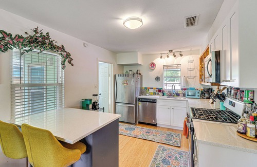 Windsor Park House | 4 Mi to Dtwn Austin: Home w/Large Fenced Yard!