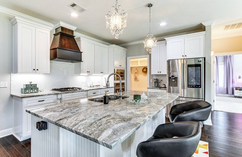 Dothan House | 4 Mi to Dtwn: Stylish Home w/Large Yard in Dothan