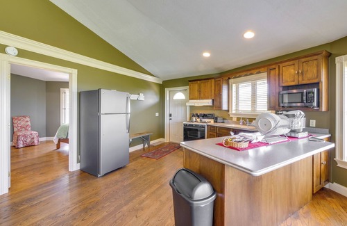 Millersburg Cottage | ~ 4 Mi to German Market: Millersburg Retreat