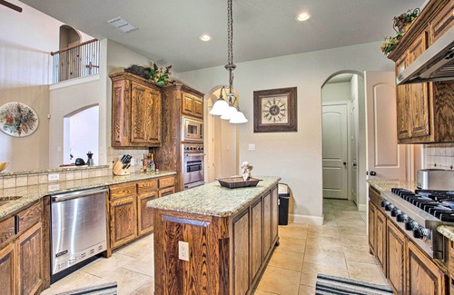 Flower Mound House | 4 Mi to Grapevine Lake: Texas Home w/Media Room