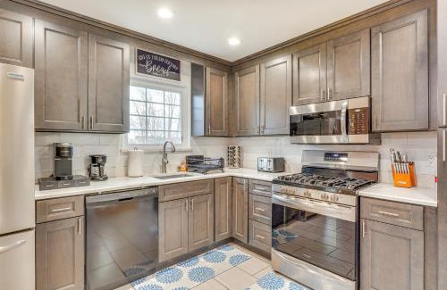 Balmville House | 4 Mi to Hudson River Cozy Newburgh Home!