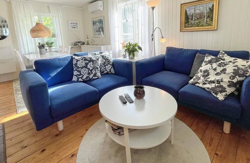 Farjestaden House | 4 person holiday home in FÄRJESTADEN-By Traum