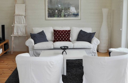 Stenungsund House | 4 person holiday home in STENUNGSUND