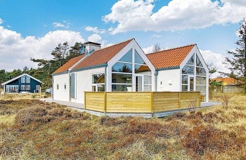 Hou House | 4 person holiday home in Hals