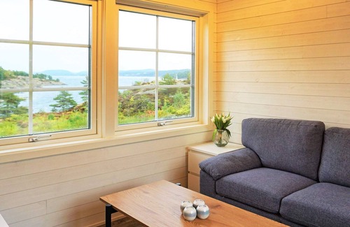 Ellos House | 4 person holiday home in ELLÖS