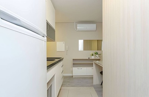 Campina do Siqueira Apartment | 4-person studio near Barigui in Ink Champagnat