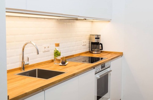 Charlottenburg Apartment | 4-ROOM DESIGN APARTMENT by BENSIMON (7)