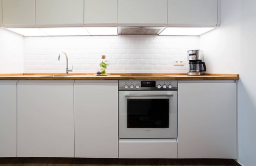 Charlottenburg Apartment | 4-ROOM DESIGN APARTMENT by BENSIMON (7)