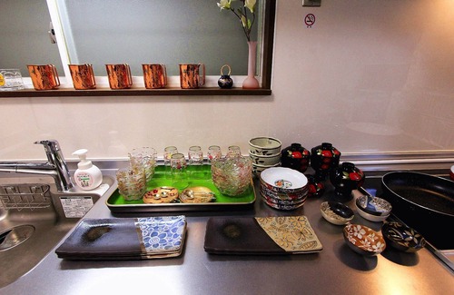 Nakagyo Ward House | 4 roomsMaximum 9people can rent the entire buildingLarge parking lot freeClose to /Kyoto Kyōto