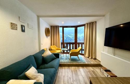 Isola Apartment | 4 Seasons for 8 persons with Sauna and Local Ski
