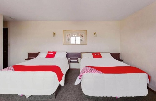 Cheyenne Wells House | 4 Sleek Units! Near Eastern Colorado Historical Society Jail Museum