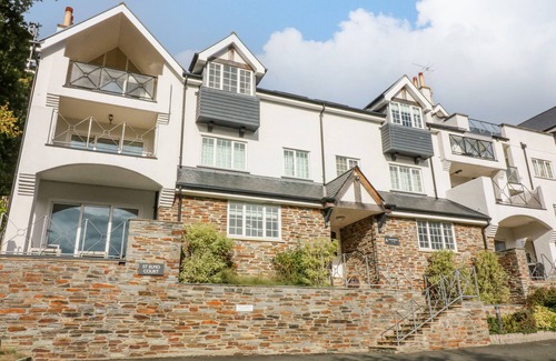 Salcombe Cottage | 4 ST ELMO COURT, family friendly, country holiday cottage in Salcombe
