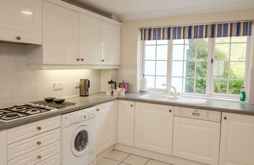 Salcombe Cottage | 4 St Elmo Court