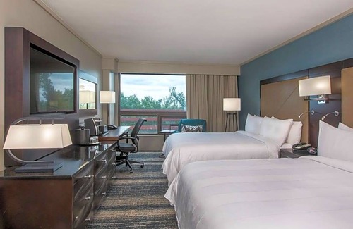 Burlington Hotel | 4-Star Hotel ∙ Boston Marriott Burlington