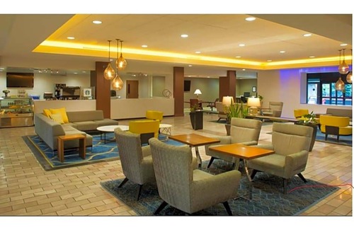 Bloomington Hotel | 4-Star Hotel ∙ DoubleTree by Hilton Hotel Bloomington - Minneapolis South