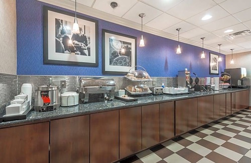 Springfield Hotel | 4-Star Hotel ∙ Wingate by Wyndham Springfield VA
