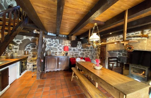 Mandailles-Saint-Julien House | 4* TYPICAL HOUSE IN BARRIADE 4 pers