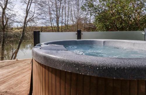 Looe House | 4 Water's Edge