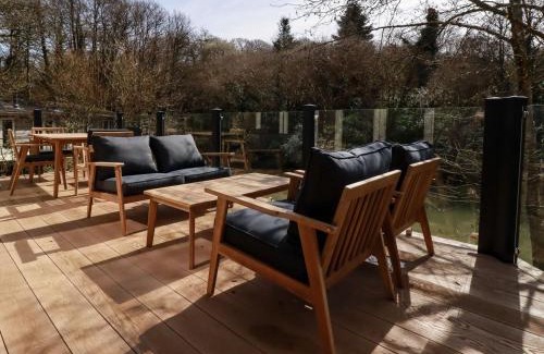 Looe House | 4 Water's Edge