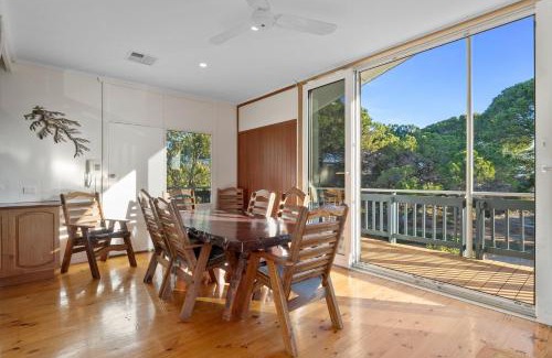 Normanville House | 4 Wilto Street
