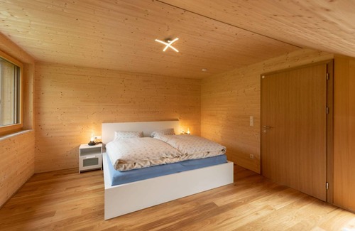 Schwarzenberg Apartment | 40 m² Apartment ∙ 1 bedroom ∙ 3 guests