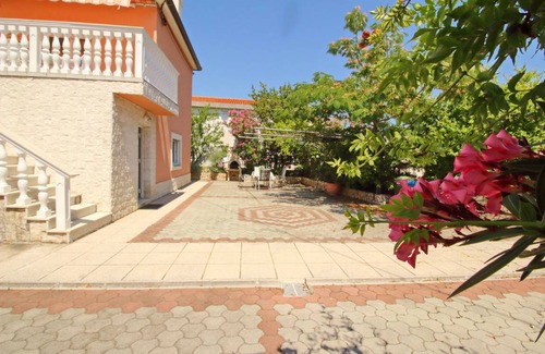 Silo Apartment | 40 m² Apartment ∙ 1 bedroom ∙ 4 guests