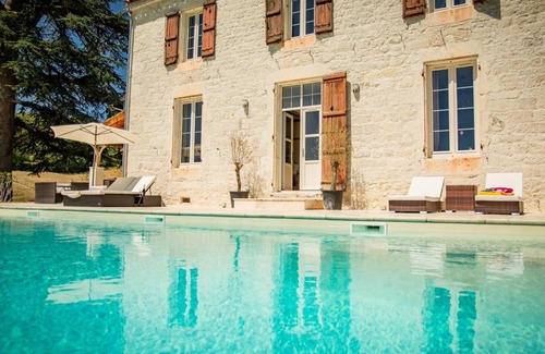 Tournon-d'Agenais Villa | 400 m² Villa ∙ 4 bedrooms ∙ 8 guests