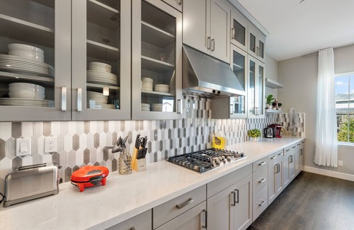 Elk Grove House | 4039sqft 🌸 Per for Weddings & Family Gatherings 19min fr Sacramento nearCasino