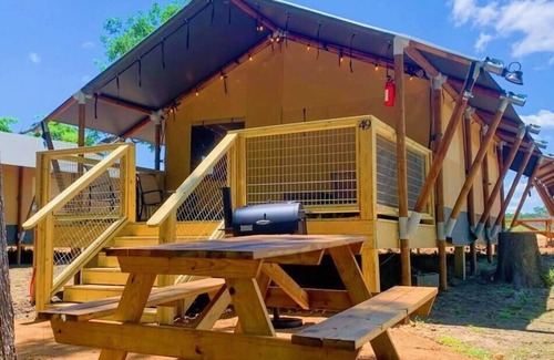 Fentress Cabin | #41 Son's River Ranch Safari Cabin