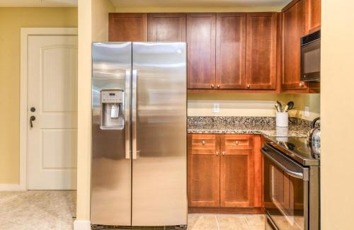 St. Augustine House | 4106-1 Cozy Ground Floor 1 BR with fenced patio