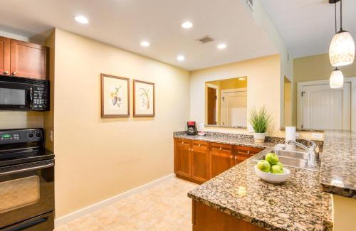 St. Augustine House | 4106-1 Cozy Ground Floor 1 BR with fenced patio