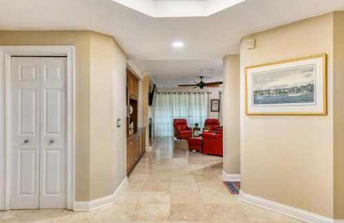 St. Augustine House | 412-3Wgv