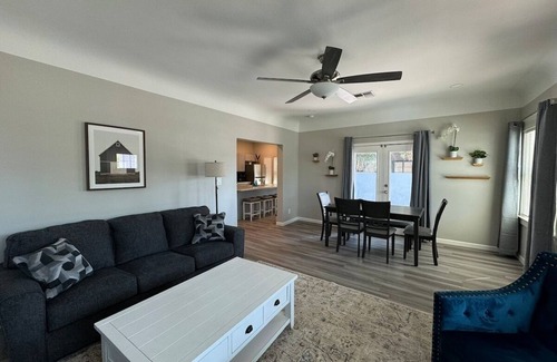 Roosevelt House | 42 Chelsea Place On The Park- In Heart Of Downtown