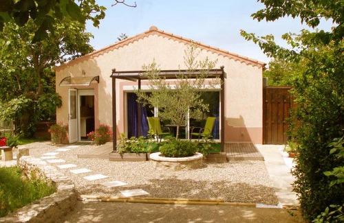 Caumont-sur-Durance Apartment | 42 m² Apartment ∙ 1 bedroom ∙ 2 guests