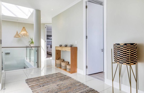 Camps Bay Villa | 420 m² Villa ∙ 5 bedrooms ∙ 10 guests