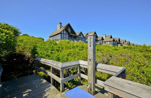 Kiawah Island Villa | 4257 Mariners Watch Villa by RedAwning