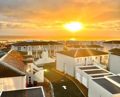 Big Bay Apartment | 42DolphinRidge