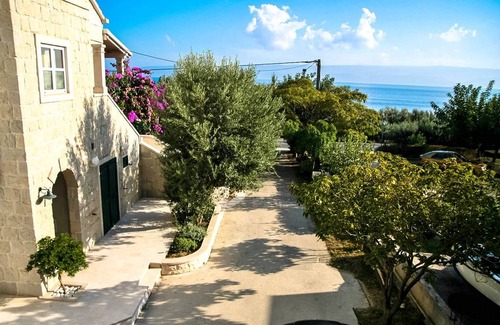 Dugi Rat Apartment | 43 m² Apartment ∙ 1 bedroom ∙ 4 guests