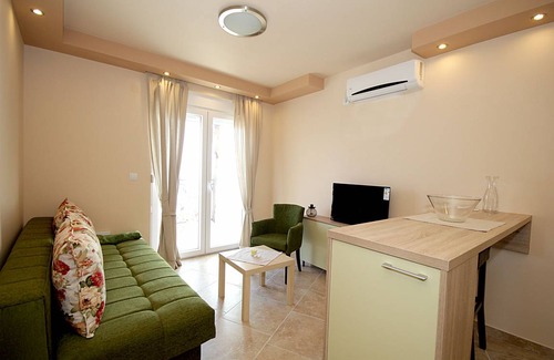 Sutomore Apartment | 44 m² Apartment ∙ 2 bedrooms ∙ 5 guests