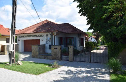 Siofok Apartment | 45 m² Apartment ∙ 2 bedrooms ∙ 5 guests