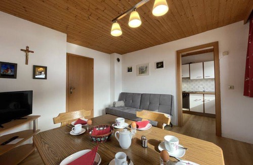 Oberau Wildschonau House | 45 m² Farmhouse ∙ 2 bedrooms ∙ 4 guests
