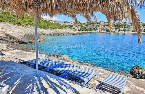 Zavalatica Apartment | 48 m² Apartment ∙ 2 bedrooms ∙ 5 guests