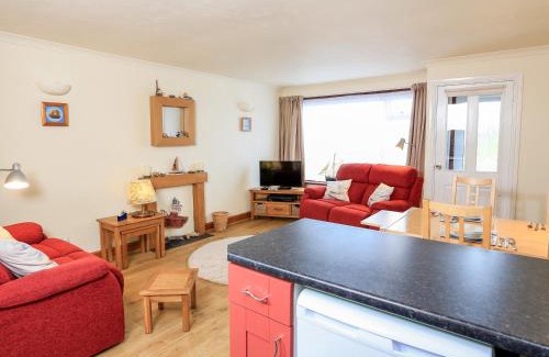 Malborough House | 49 Cumber Close