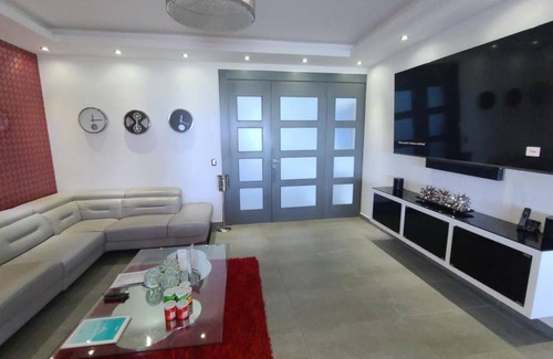 Montellano Villa | 496 m² Villa ∙ 12 bedrooms ∙ 24 guests