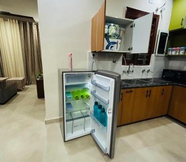 Kharar Villa | 4BHK Stay Royal BNB - Luxury Villa