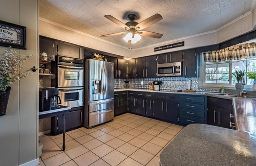 Nashville House | 4BR, 2.5 BA in the heart of Nashville