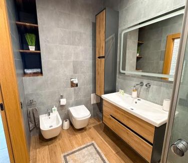 Prymors'kyi district Apartment | 5 хвилин до моря та до центру квартира люкс