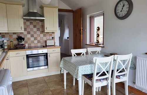 Llanllyfni Cottage | 5* accredited charming traditional Welsh stone Cottage in Snowdonia